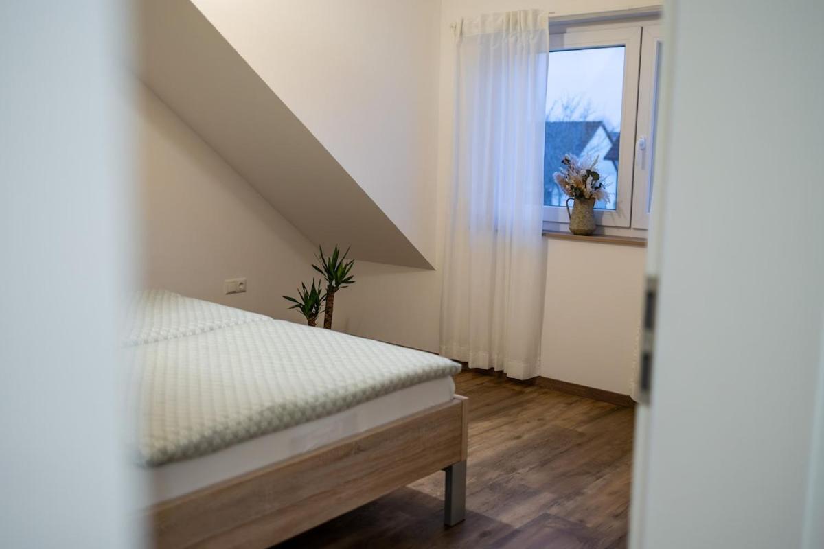 Ferienwohnung Fraenkische Auszeit Wolframs-Eschenbach Exterior foto